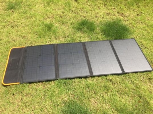 Giá tốt. Nhà máy 100w Gập lại Cắm trại tấm pin mặt trời 18V Chiếc xe hạng nhẹ cắm trại ngoài trời điện tử thiết bị sạc mặt trời di động trực tuyến